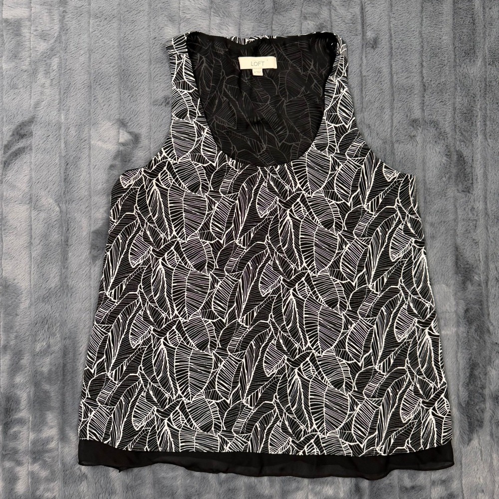 LOFT Ann Taylor Womens Black White Leaf Print Sleeveless Shell Blouse Size M